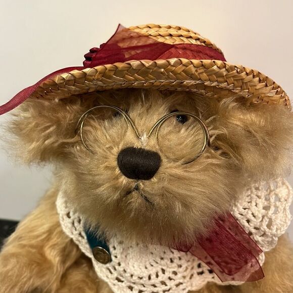 1997 Brass Button Bear Rosie The Bear of Joy. Pickford Bears Ltd - Picture 2 of 9